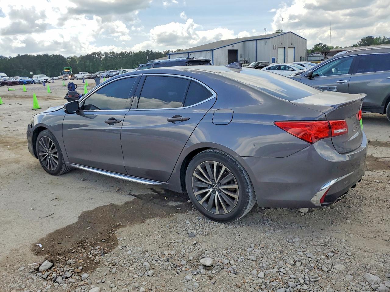 2018 Acura Tlx Advance - Фото 2