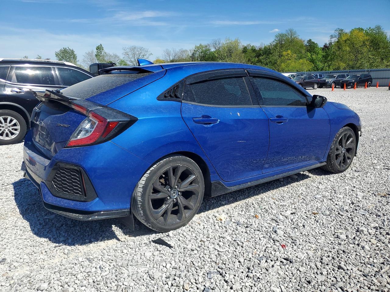 2018 Honda Civic Sport - Image 3
