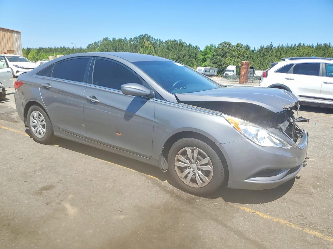 2013 Hyundai Sonata Gls - Image 4