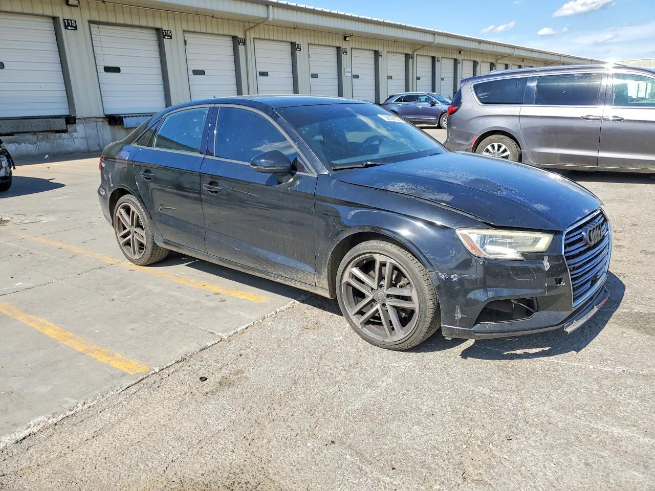 2017 Audi A3 Premium - Фото 4