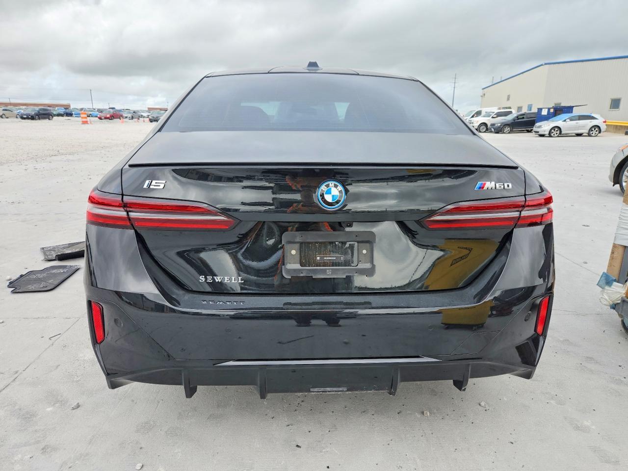 2025 BMW I5 M60 - Фото 6