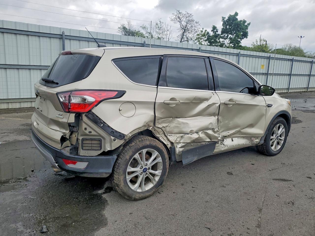 2017 Ford Escape Se - Image 3
