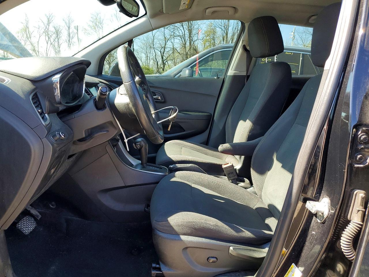 2017 Chevrolet Trax Ls - Image 7