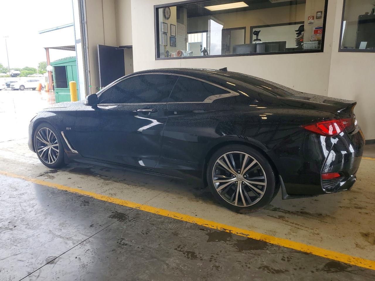 2019 Infiniti Q60 3.0T Luxe - Фото 2