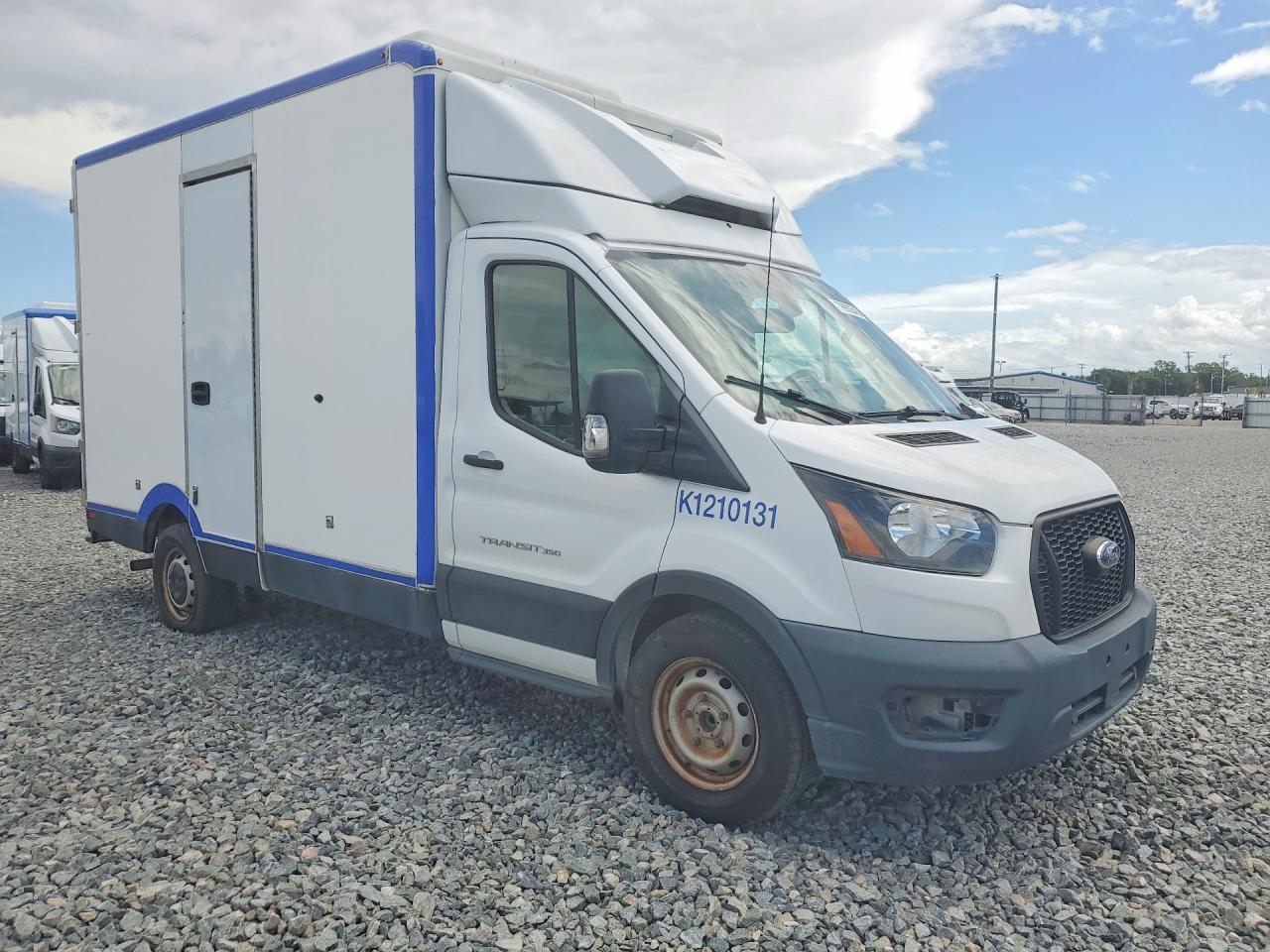 2021 Ford Transit Delivery Truck - Image 4