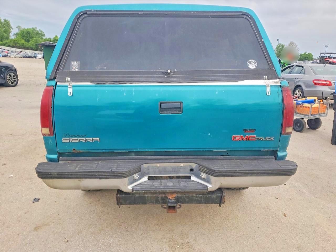1995 GMC Sierra K1500 - Image 6