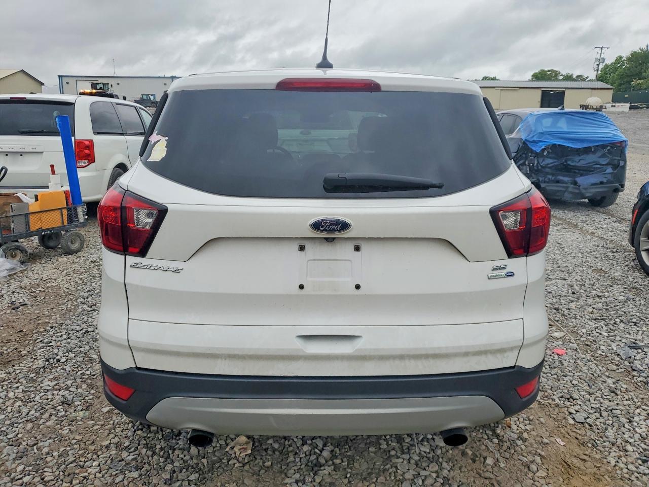 2019 Ford Escape Se - Фото 6