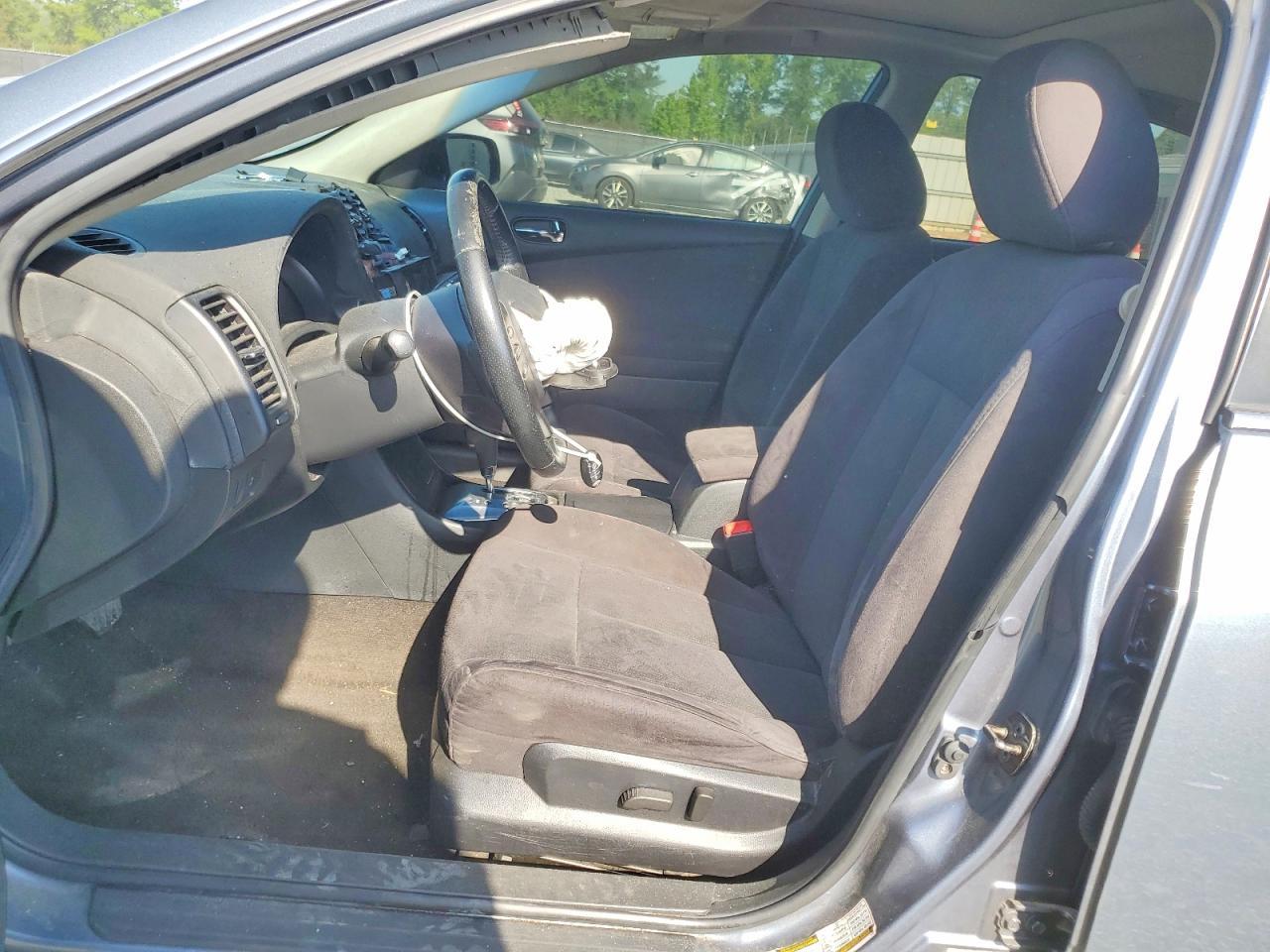 2010 Nissan Altima 2.5 - Image 7