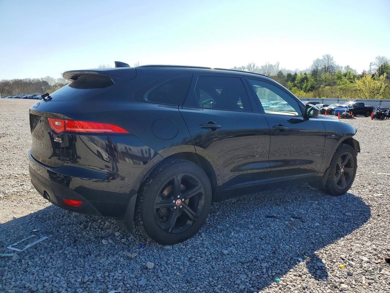 2019 Jaguar F-Pace R - Sport - Фото 3