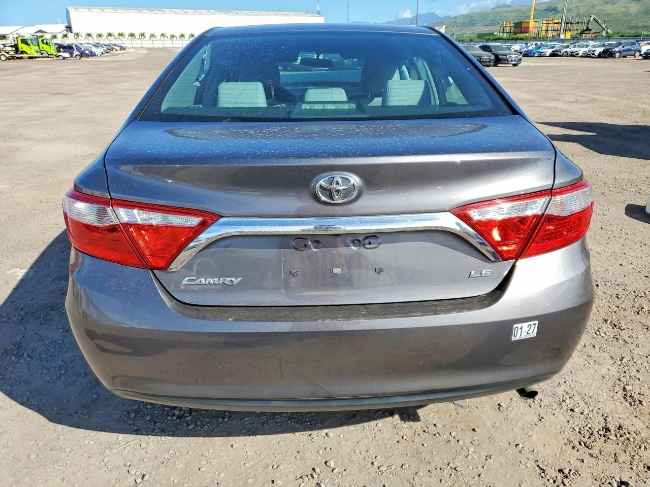 2016 Toyota Camry Le - Фото 6