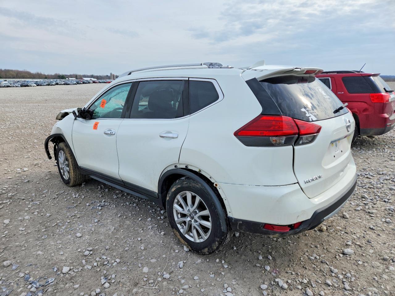 2017 Nissan Rogue Sv - Фото 2