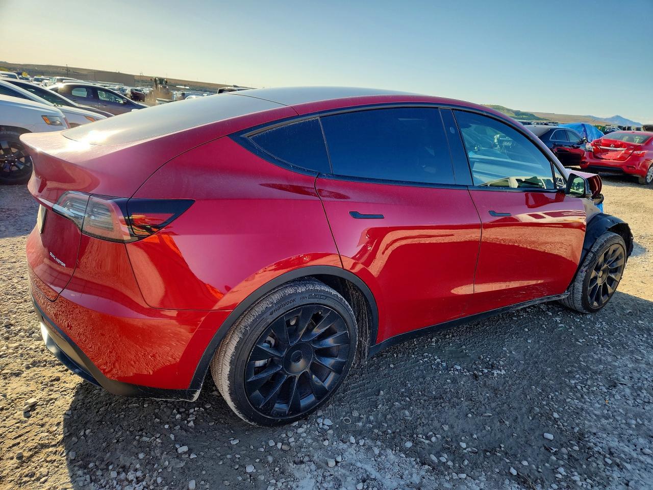 2023 Tesla Model Y - Фото 3