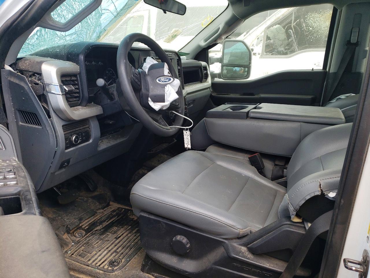 2024 Ford F250 Super Duty - Image 7
