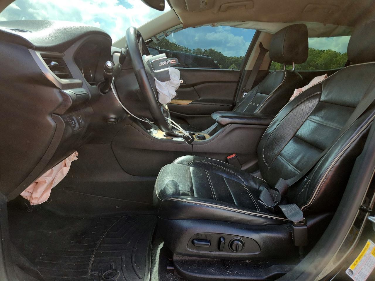2017 GMC Acadia Denali - Image 7