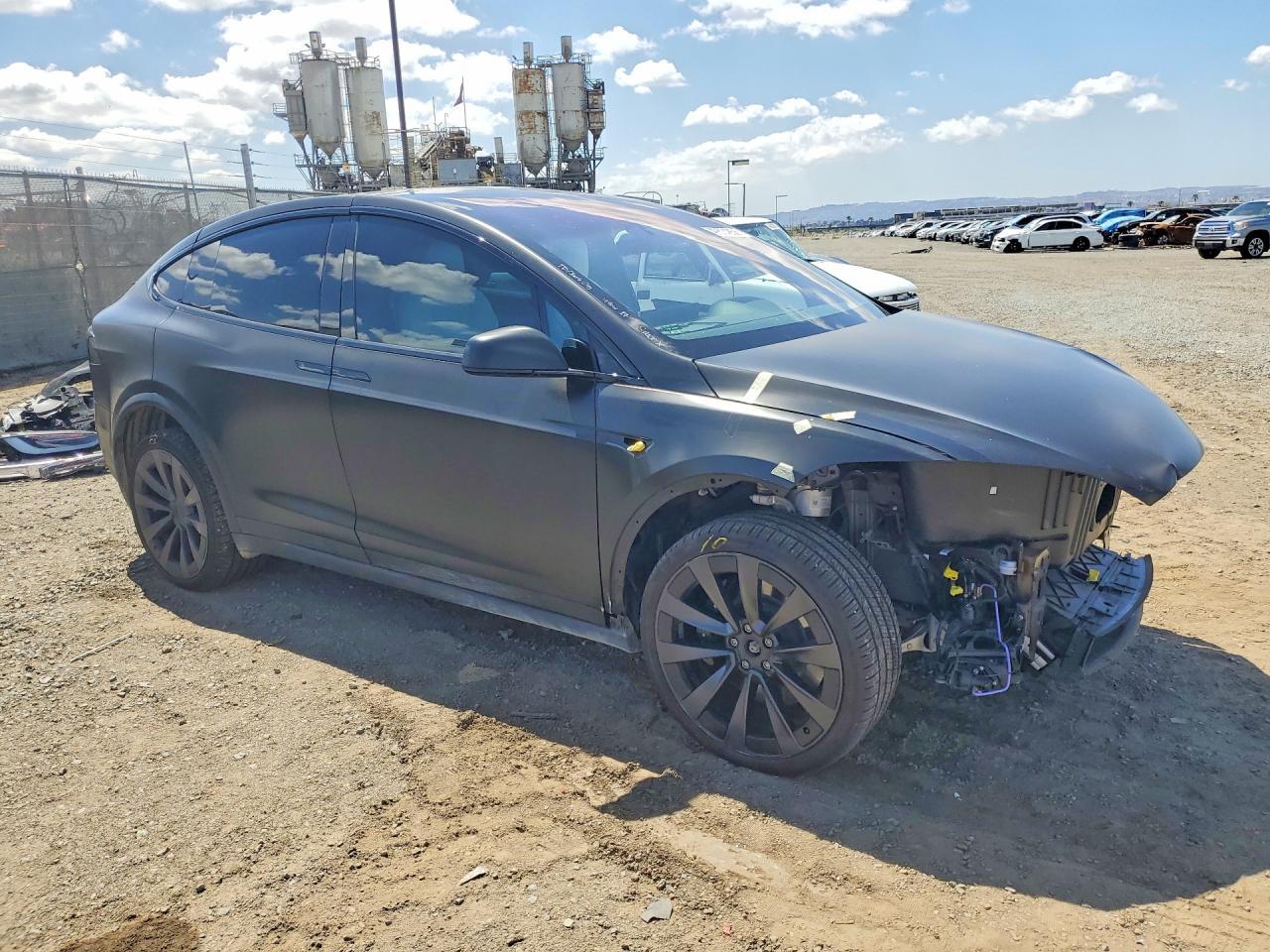 2022 Tesla Model X - Image 4
