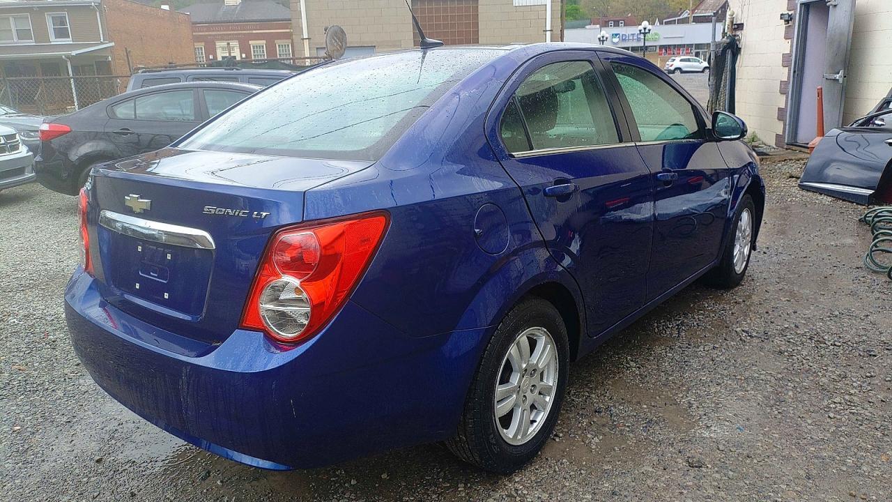 2013 Chevrolet Sonic Lt - Фото 4
