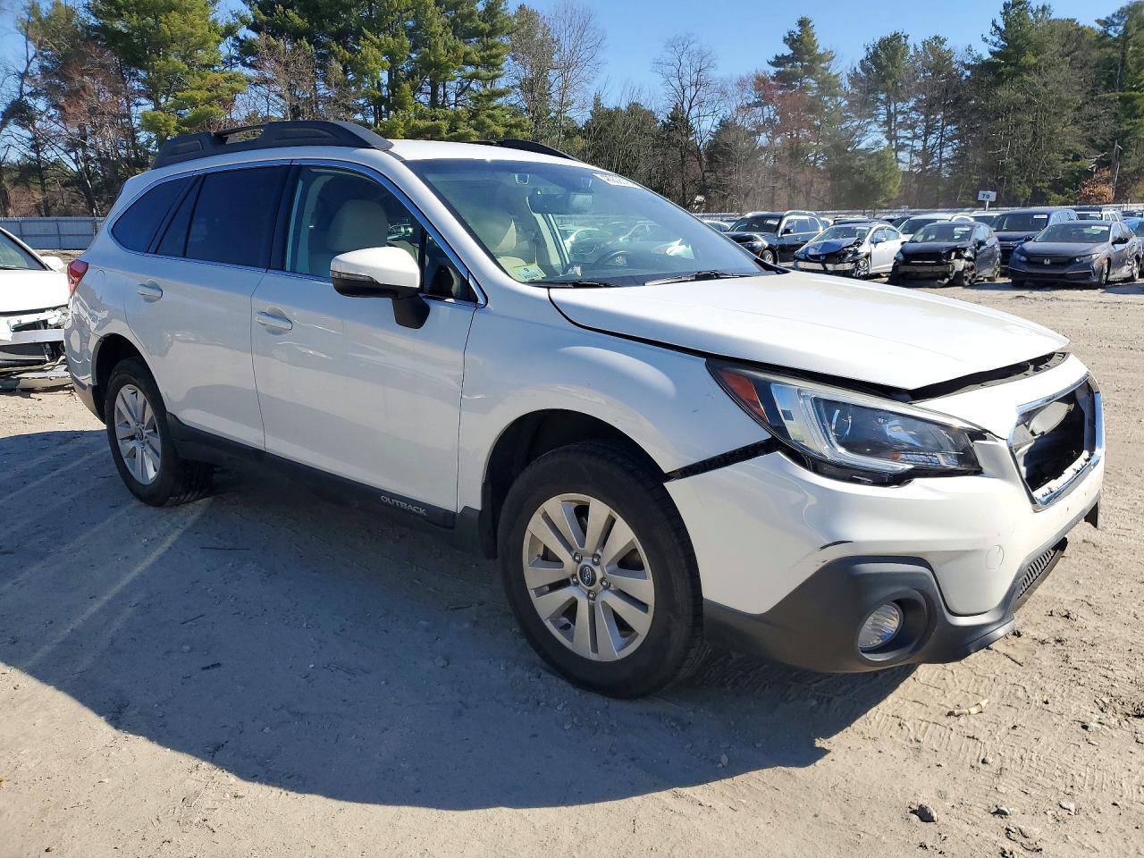 2019 Subaru Outback 2.5I Premium - Фото 4