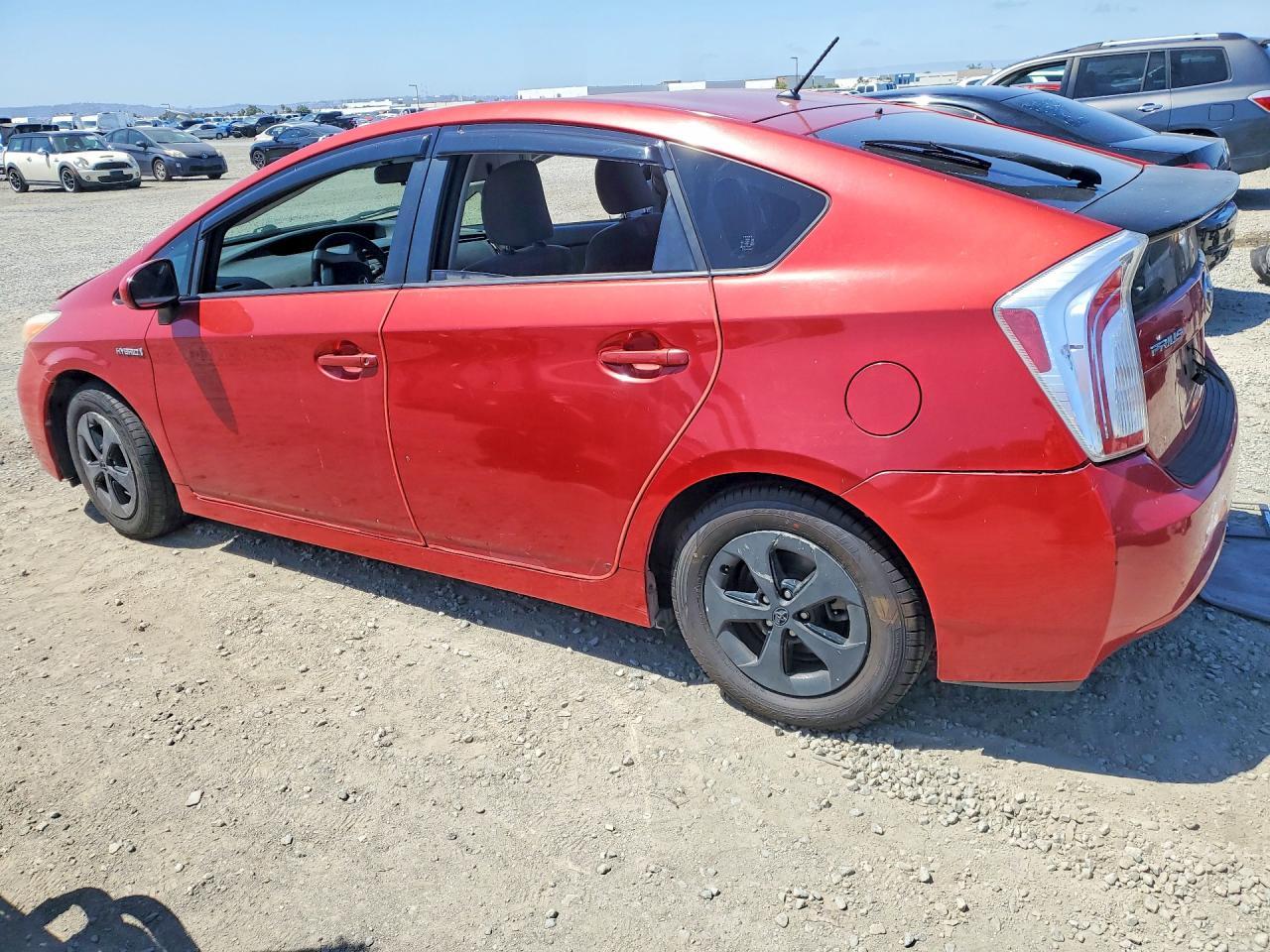 2014 Toyota Prius Two - Фото 2