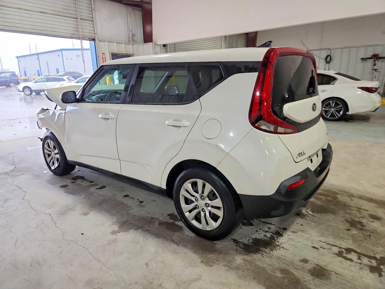 2021 Kia Soul Lx - Image 2