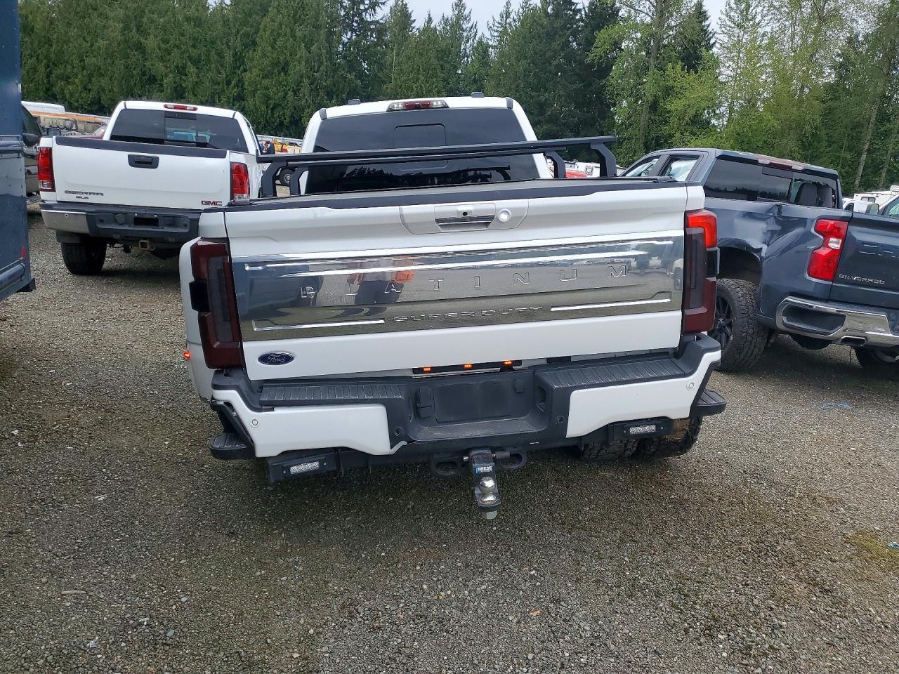 2024 Ford F350 Super Duty - Image 6