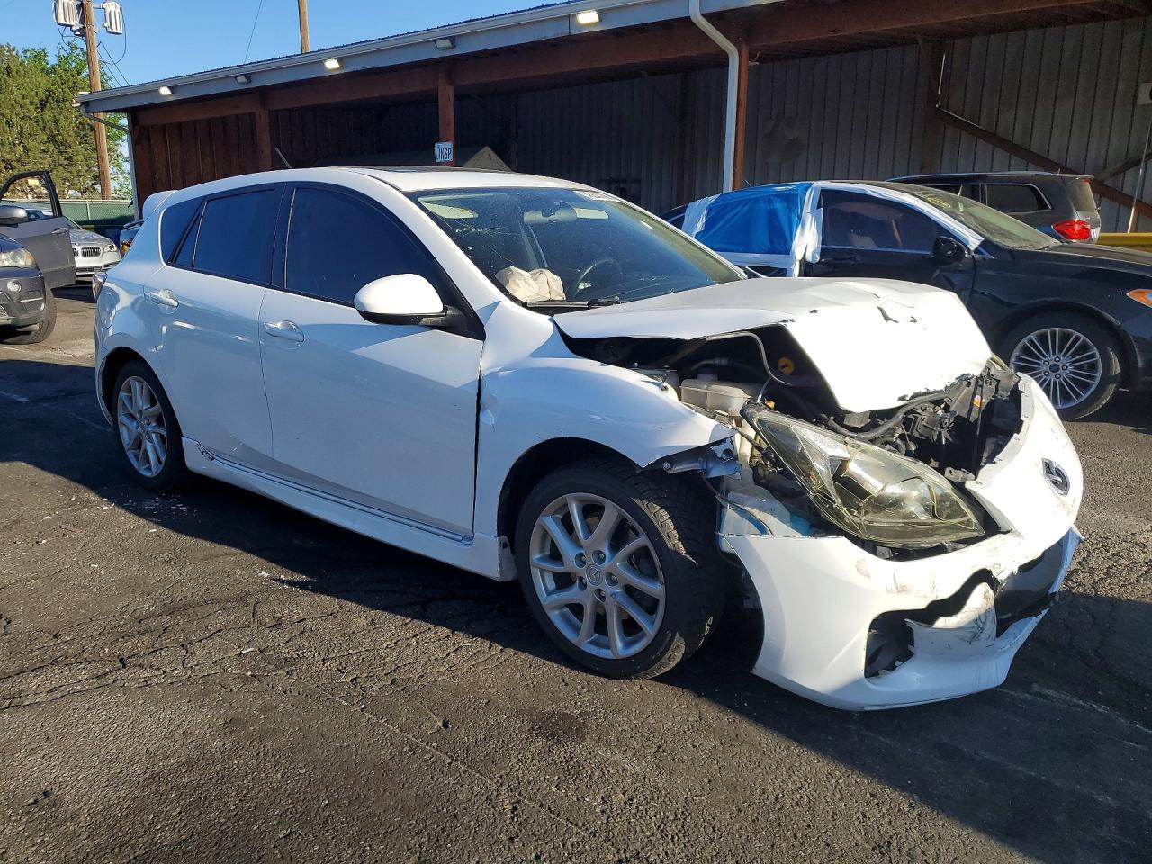 2012 Mazda 3 S - Image 4