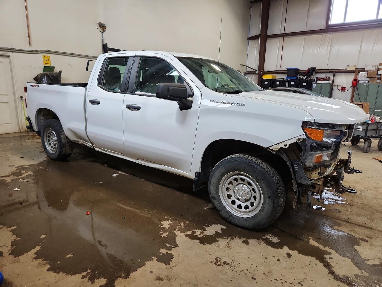 2022 Chevrolet Silverado K1500 - Image 4