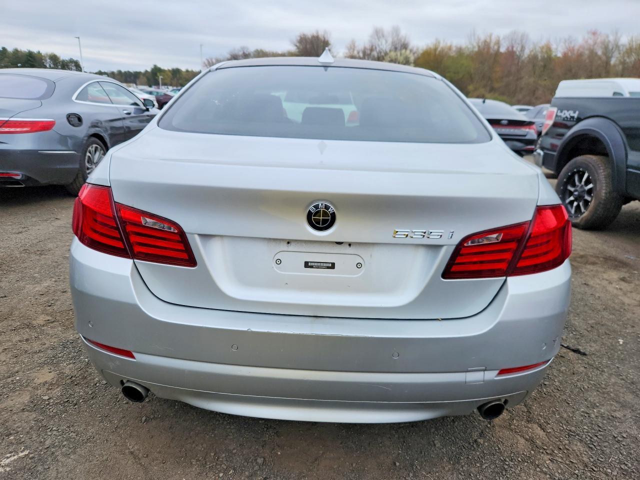2012 BMW 535 Xi - Image 6