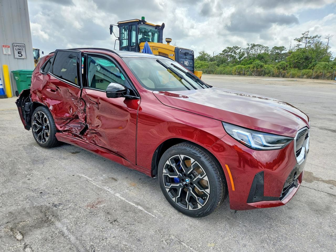 2026 BMW X3 M50 - Фото 4
