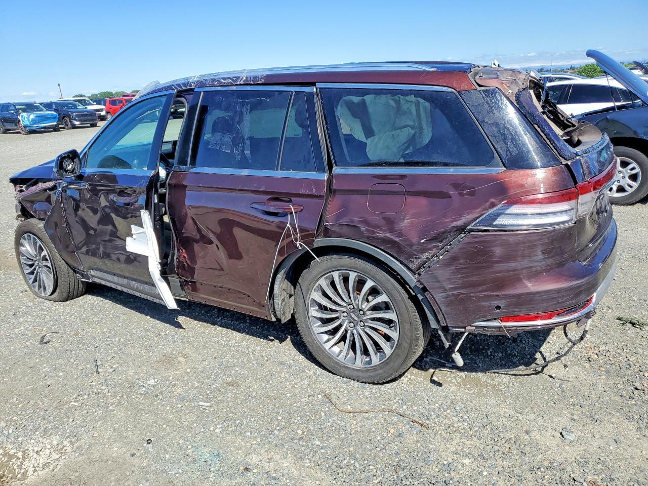 2020 Lincoln Aviator Reserve - Image 2