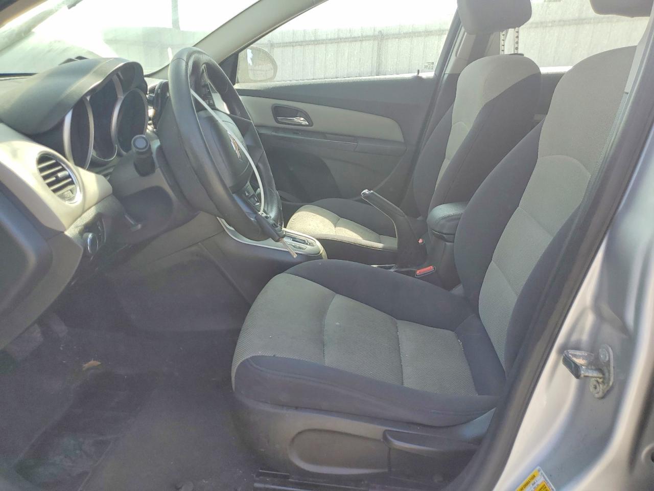 2013 Chevrolet Cruze Ls - Фото 7