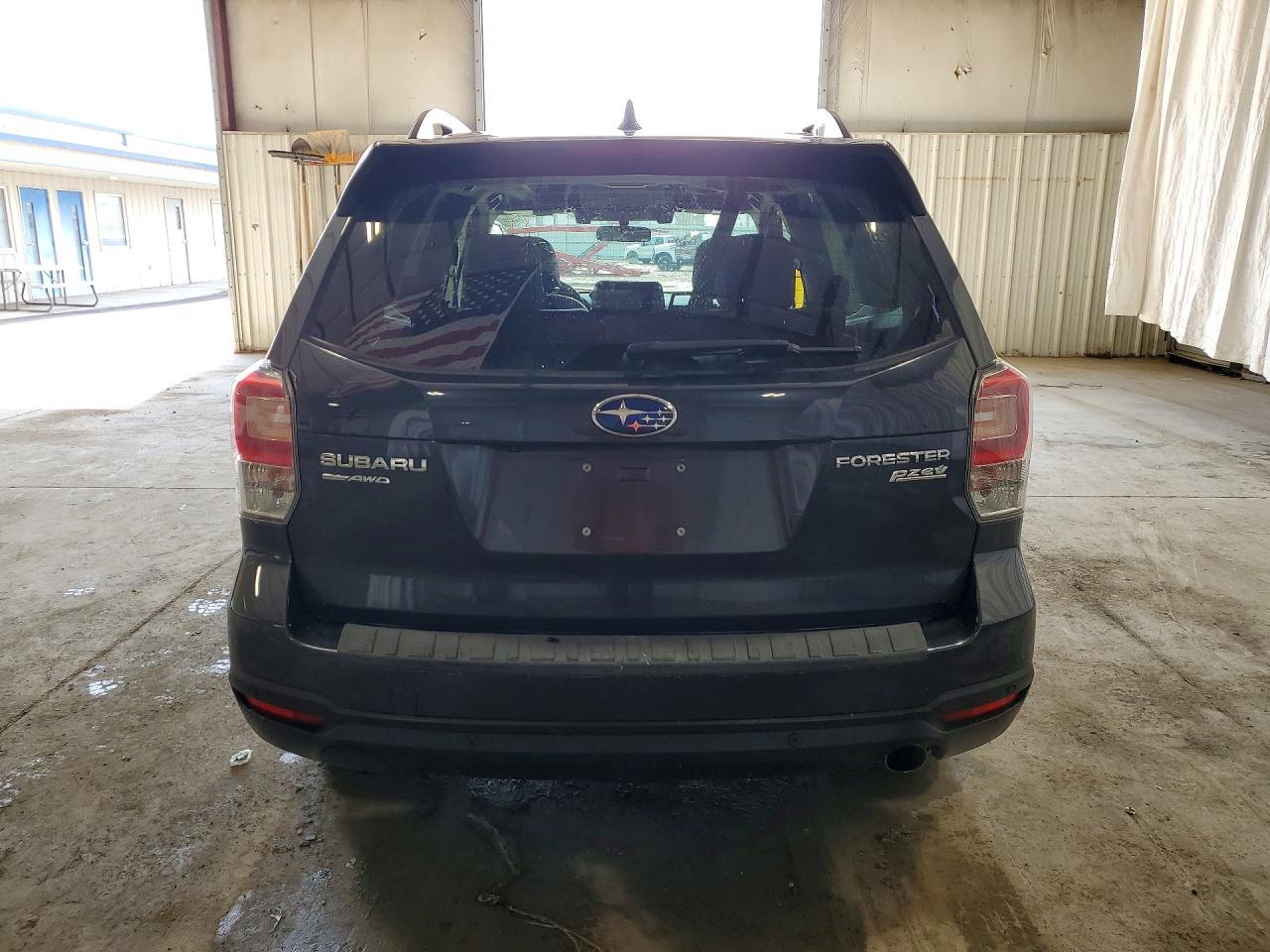 2017 Subaru Forester 2.5I Touring - Image 6