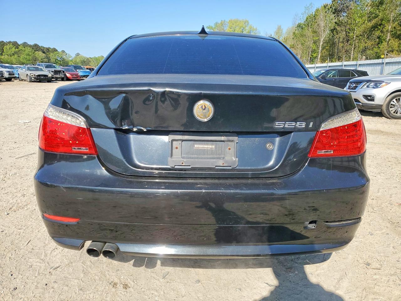 2008 BMW 528 I - Image 6