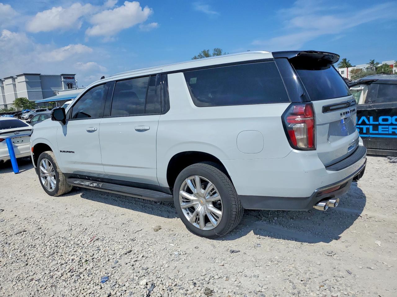 2022 Chevrolet Suburban K1500 Rst - Image 2