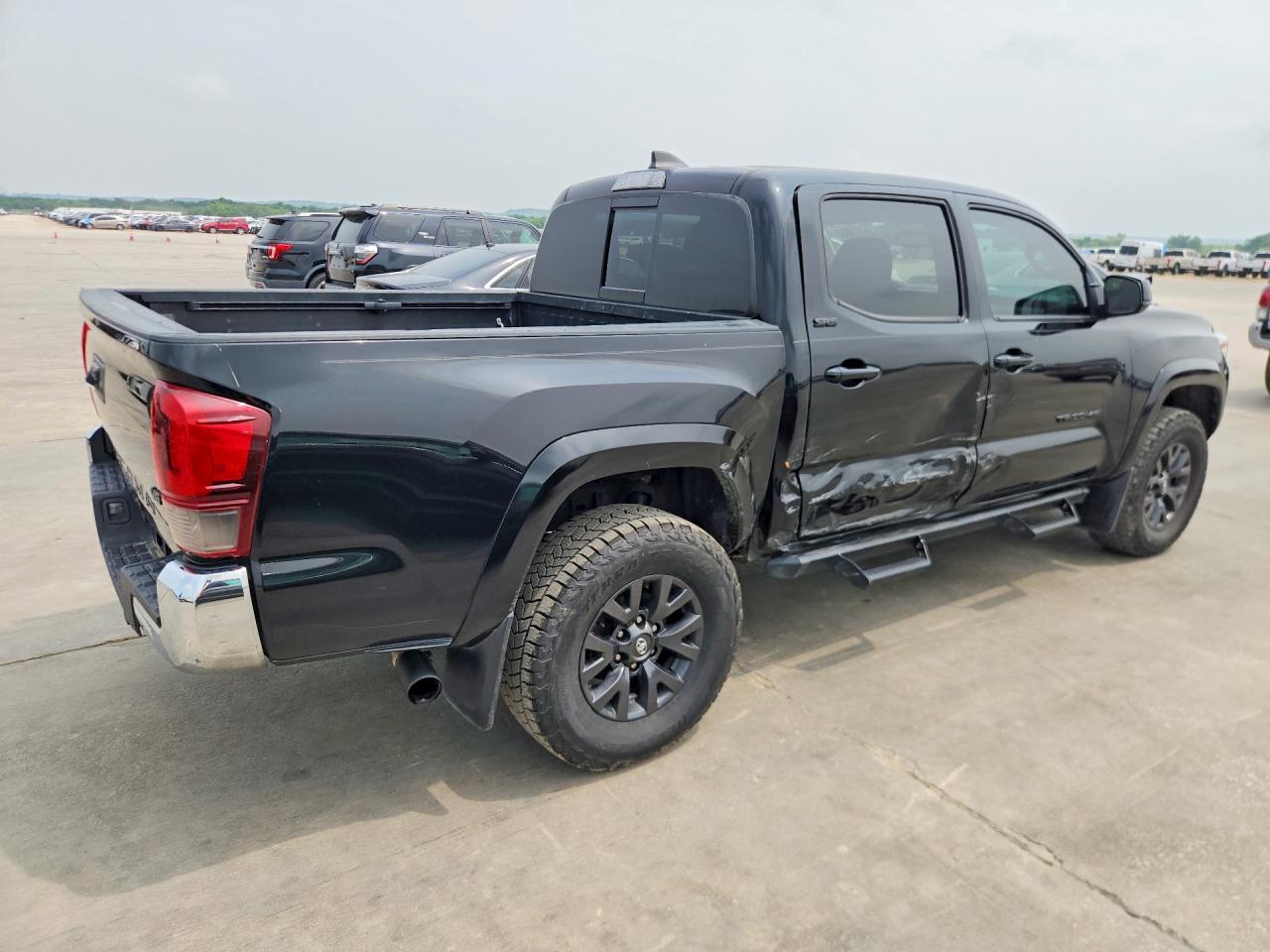 2023 Toyota Tacoma Sr5 V6 - Image 3