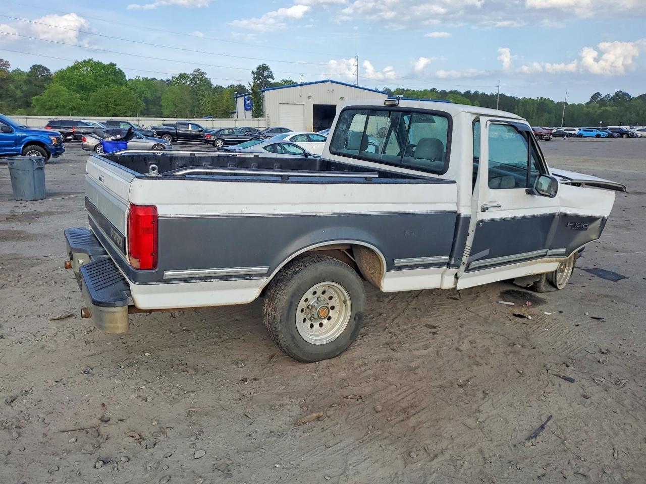 1993 Ford F150 - Фото 3