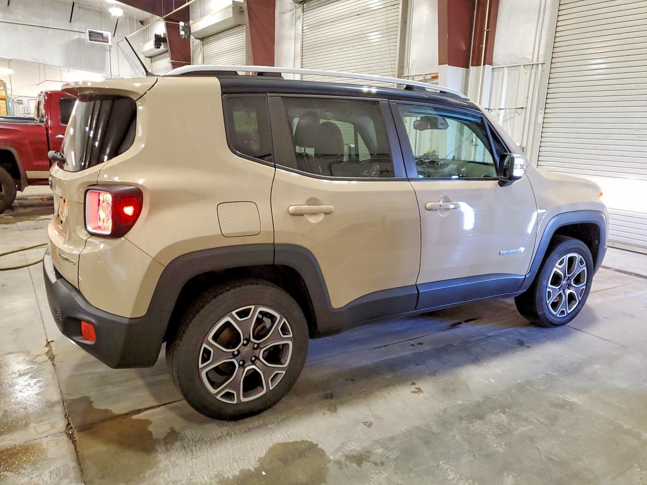 2016 Jeep Renegade Limited - Фото 3