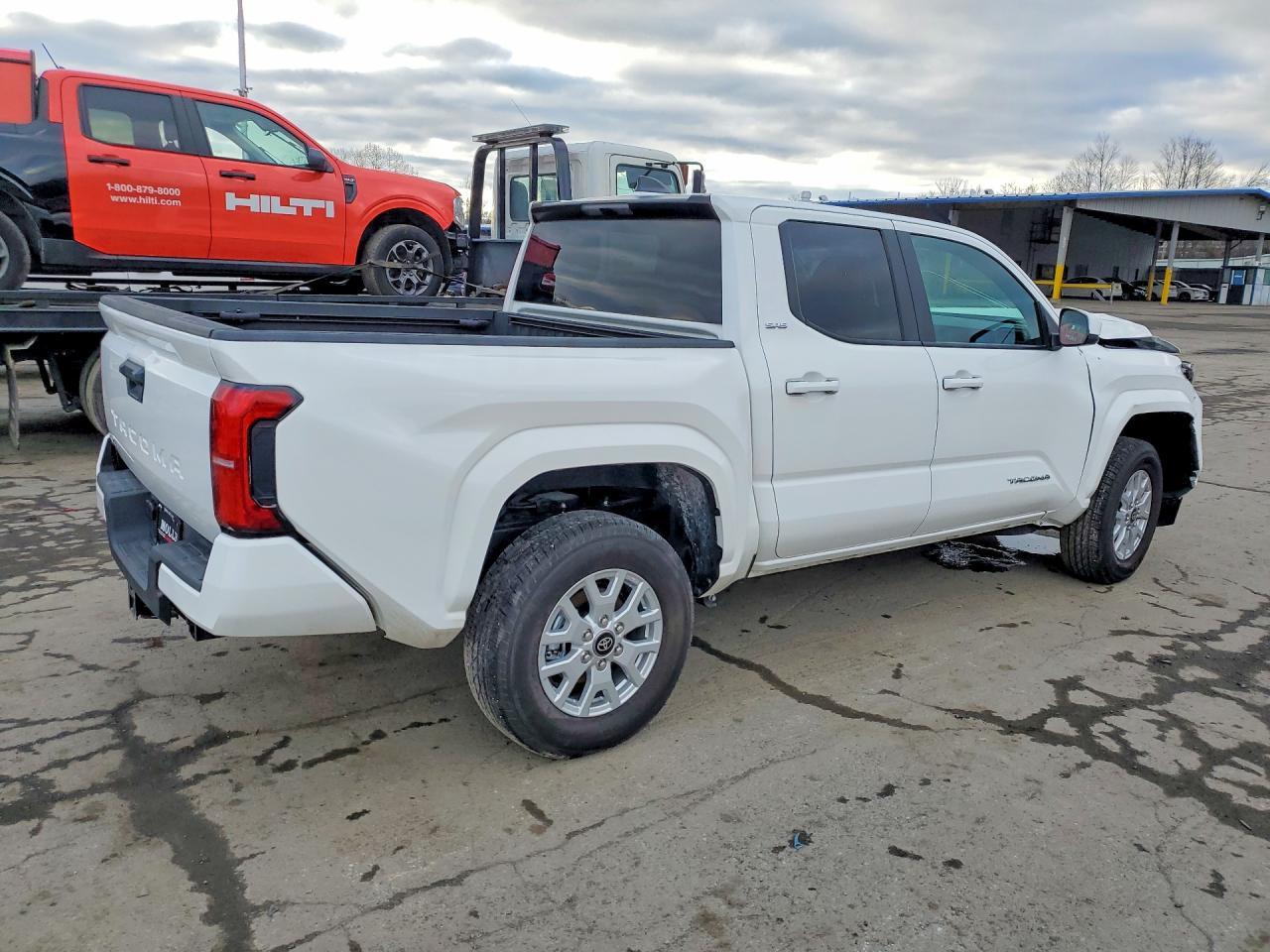 2025 Toyota Tacoma Sr5 - Image 3