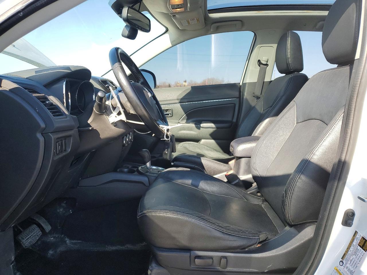 2016 Mitsubishi Rvr - Image 7