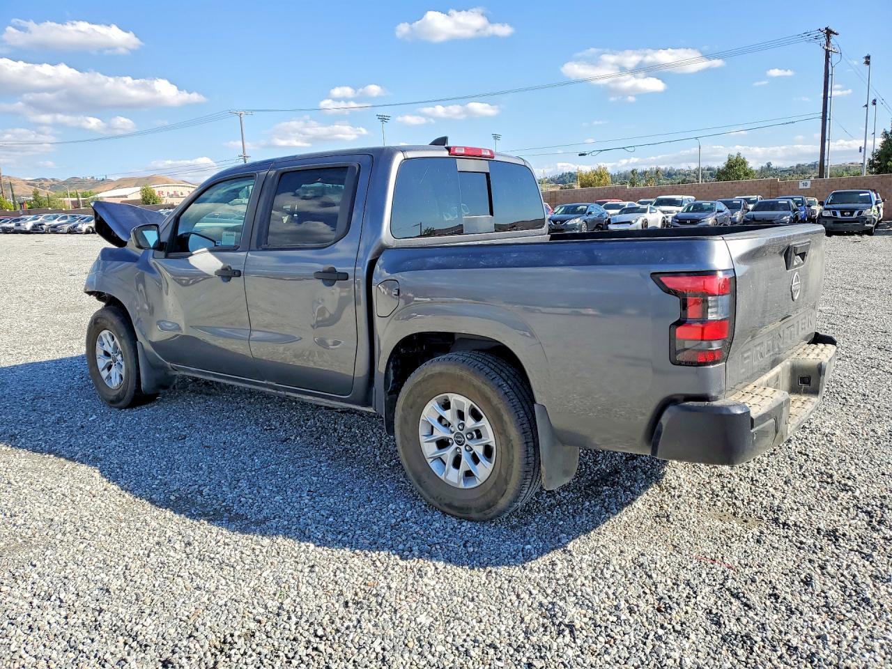 2025 Nissan Frontier S - Фото 2