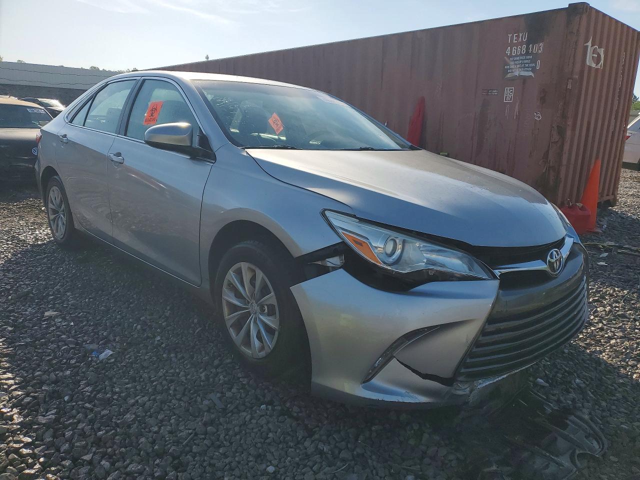 2016 Toyota Camry Le - Фото 4