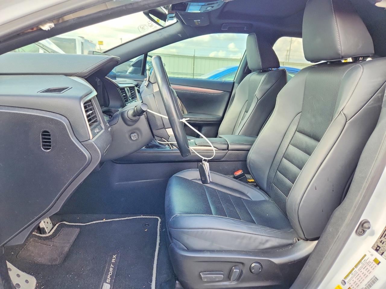 2022 Lexus Rx 350 F Sport - Image 7