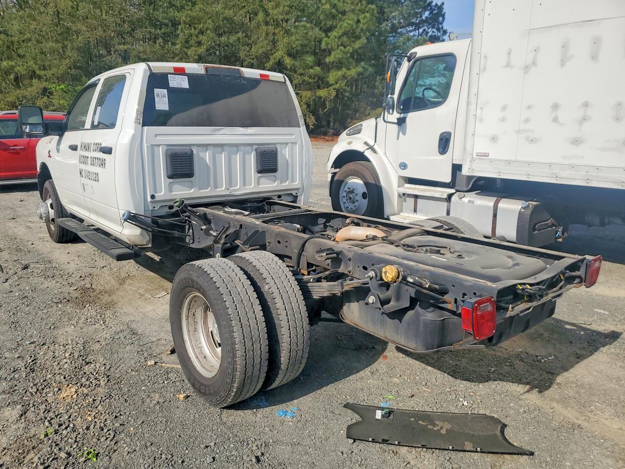 2023 Ram 3500 - Фото 2