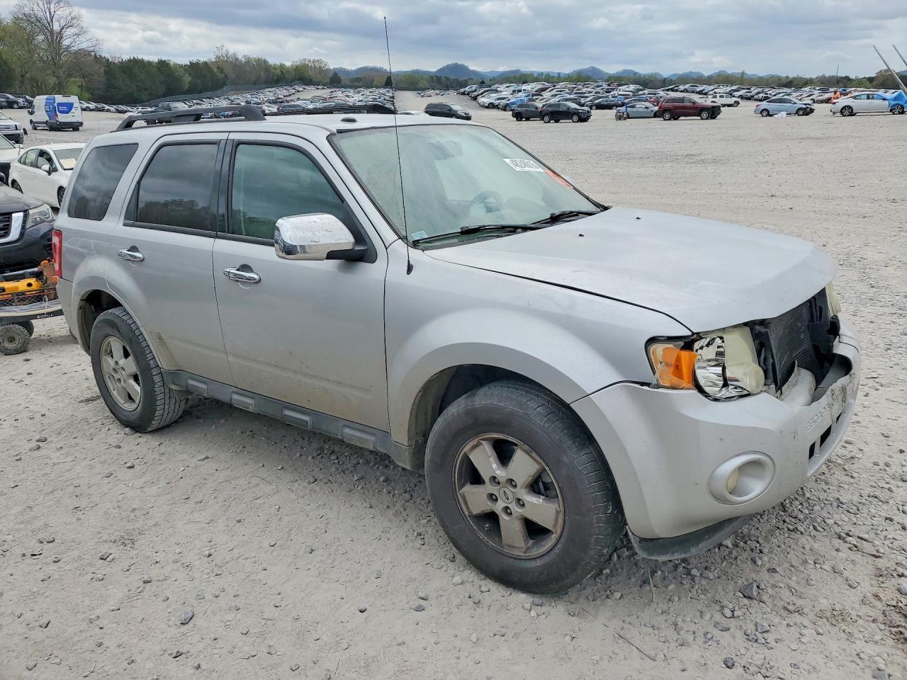 2010 Ford Escape Xlt - Фото 4