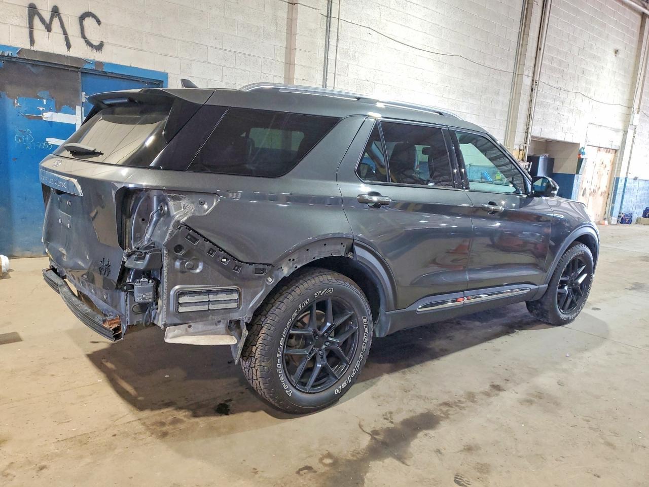 2020 Ford Explorer Limited - Фото 3