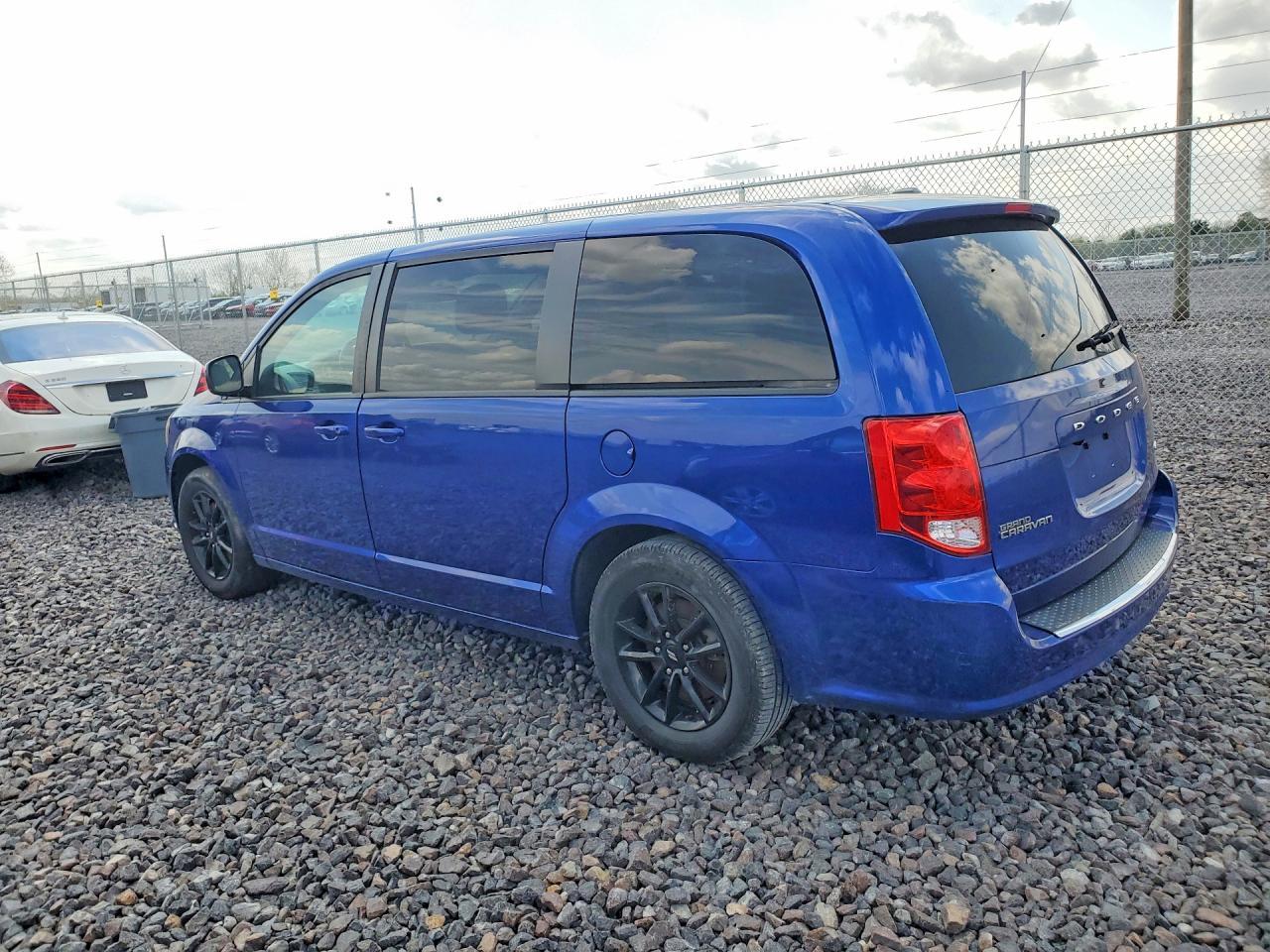 2020 Dodge Grand Caravan Gt - Фото 2