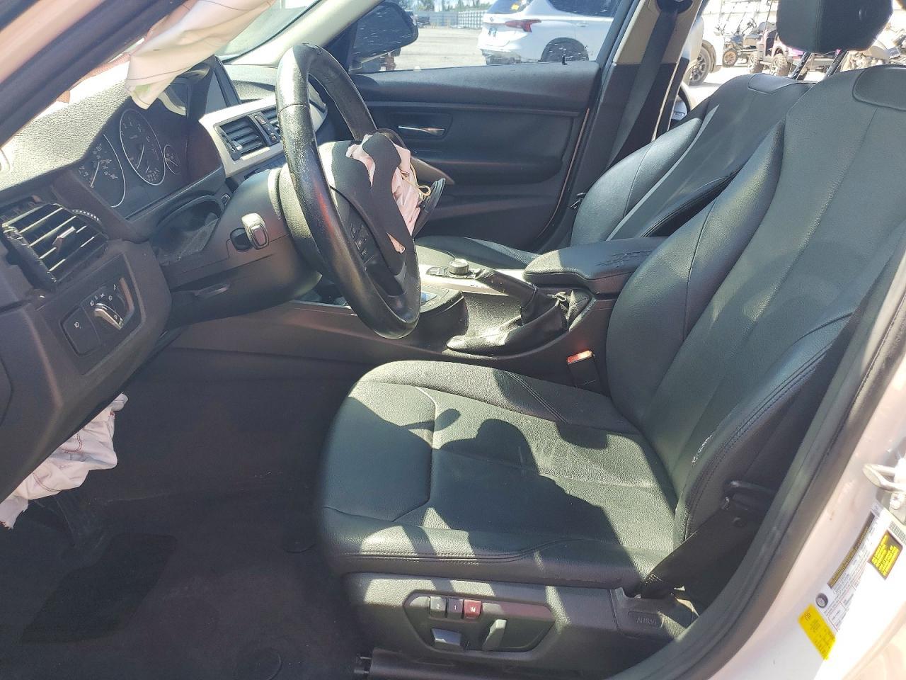 2014 BMW 320 I - Фото 7