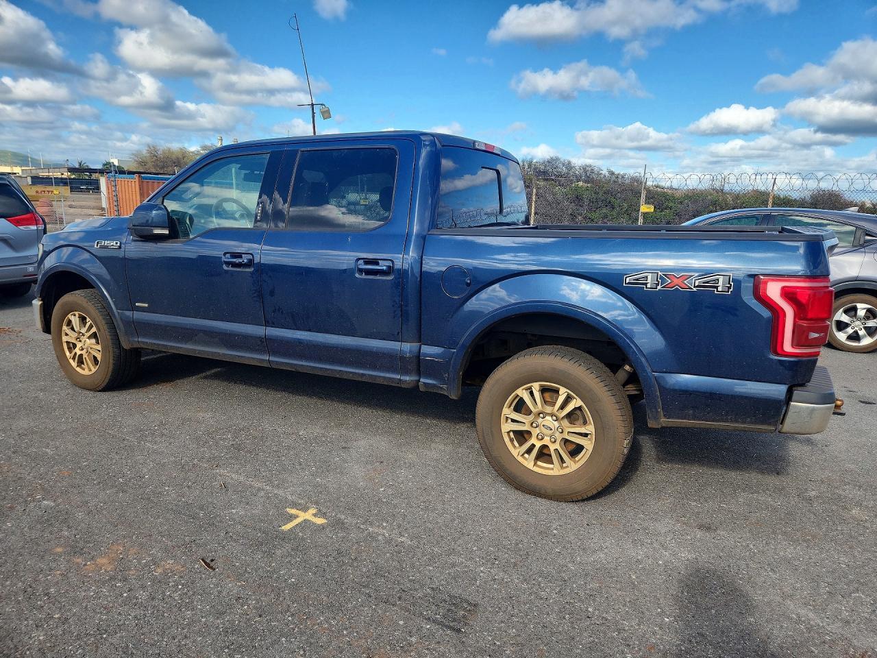 2015 Ford F150 Supercrew - Фото 2