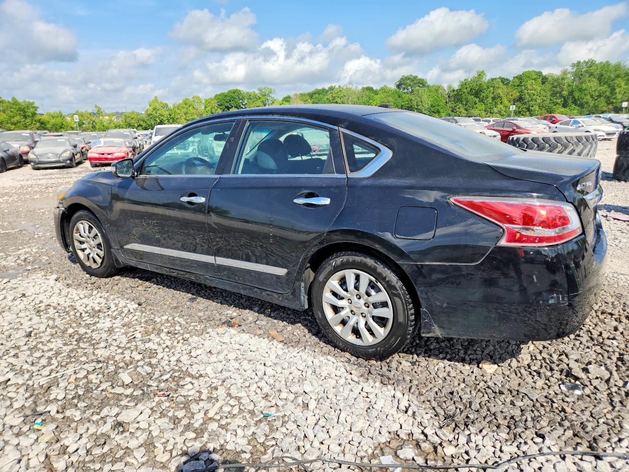 2015 Nissan Altima 2.5 S - Image 2