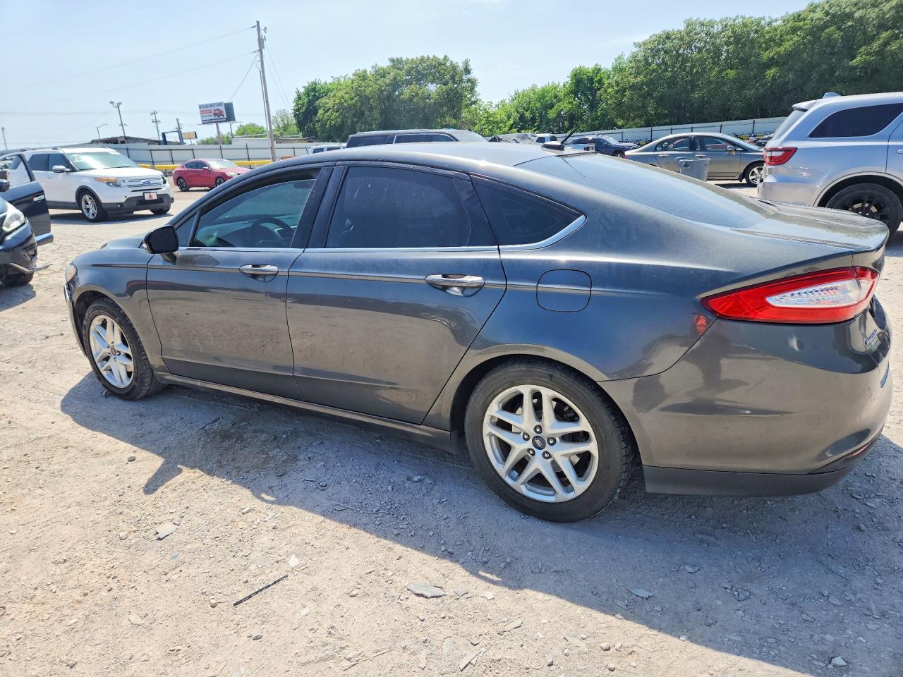 2016 Ford Fusion Se - Фото 2
