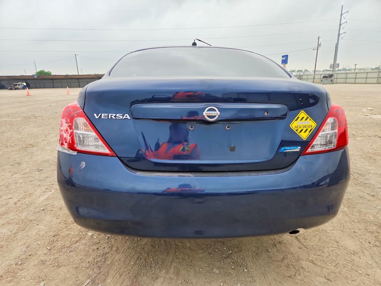 2014 Nissan Versa 1.6 S - Фото 6